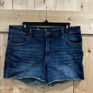 Kut from the Kloth Gidget Jean Shorts